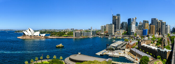 Australia, New South Wales, Sydney, Sydney skyline on a sunny day - KIJF02332