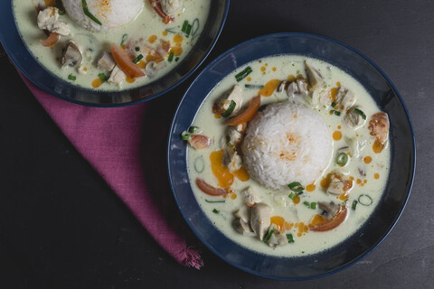 Tom Ka Gai, thailändische Suppe mit Huhn, lizenzfreies Stockfoto