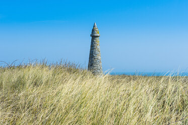 Vereinigtes Königreich, Kanalinseln, Herm, Pierre aux Rats Obelisk - RUNF01472