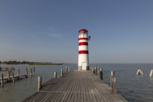 Österreich, Burgenland, Neusiedler See, Podersdorf am See, Leuchtturm - AIF00609