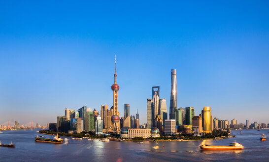Pudong skyline and Huangpu river, Shanghai, China - CUF49824