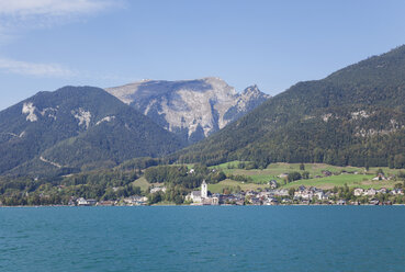 Austria, Alps, Salzburg, Salzkammergut, Salzburger Land, St. Wolfgang at Wolfgangsee, Schafberg - GWF06017