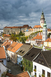 Tschechische Republik, Cesky Krumlov, Blick auf die historische Altstadt - RUNF01520
