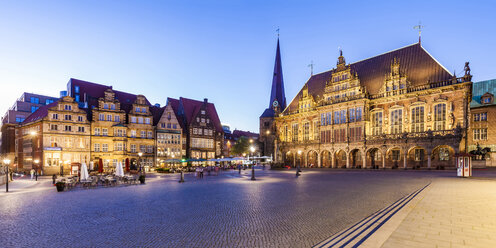 Germany, Free Hanseatic City of Bremen, market square, merchants houses, townhall, Bremen Roland, UNESCO World Heritage Site - WDF05204
