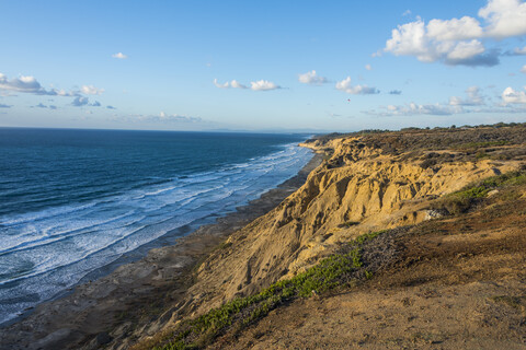 USA, Kalifornien, San Diego, Klippen des Segelflugplatzes Torrey Pines, lizenzfreies Stockfoto