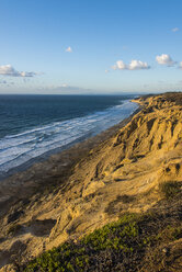 USA, California, San Diego, Cliffs of the Torrey pines gliderport - RUNF01575