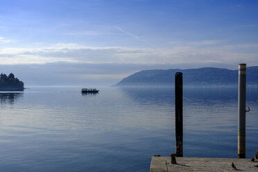 Italien, Piemont, Lago Maggiore, Verbania, Bootsfahrt in Pallanza - LBF02459