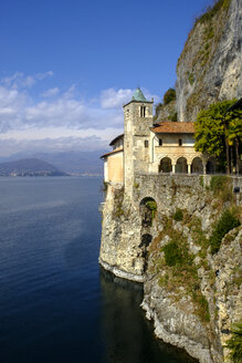 Italien, Lago Maggiore, Santa Caterina del Sasso - LBF02464