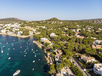 Mallorca, Santa Ponca, Luftaufnahme der Bucht - AMF06851