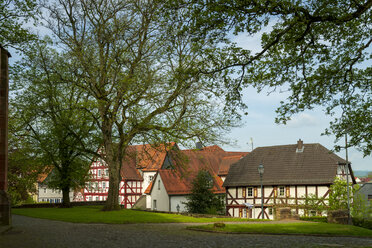 Deutschland, Wetter, Fachwerkhäuser - LBF02476