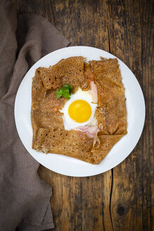 Galette complete, bretonischer Buchweizenpfannkuchen mit Ei, Käse und Schinken, glutenfrei - LVF07902