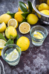 Glasses of homemade lemonade - GIOF05899