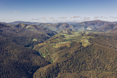 Spanien, Navarra, Irati Forest, landschaftlich reizvoll - RSGF00149