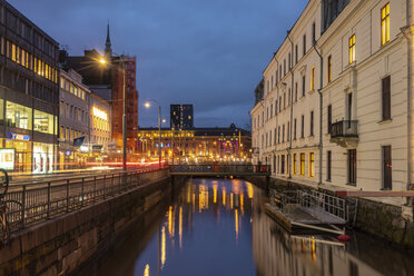 Sweden, Gothenburg, city center with the main station in the background - TAM01199