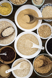 Getreidemischung: roter Reis, schwarzer Reis, Gerste, Amaranth, Quinoa, Reis, Bulgur, Dinkel, Hafer und Buchweizen - GIOF05935