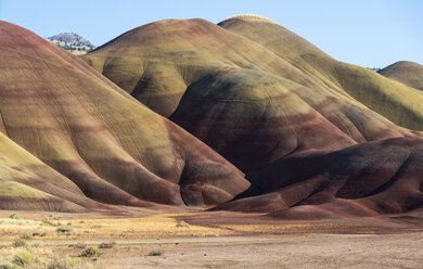 USA, Oregon, John Day Fossil Beds National Monument, Painted Hills - RUNF01671