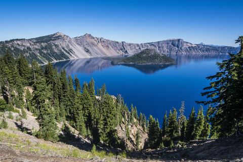 USA, Oregon, Klamath County, Die Caldera des Crater Lake National Park, lizenzfreies Stockfoto
