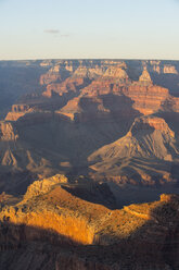 USA, Arizona, Sonnenuntergang über dem Grand Canyon - RUNF01712