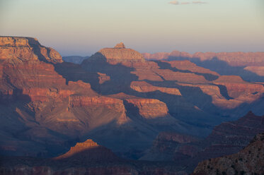 USA, Arizona, Sonnenuntergang über dem Grand Canyon - RUNF01713