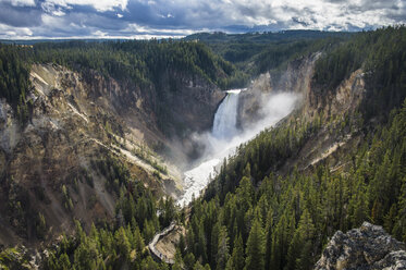 USA, Wyoming, Yellowstone-Nationalpark, Grand Canyon des Yellowstone - RUNF01748