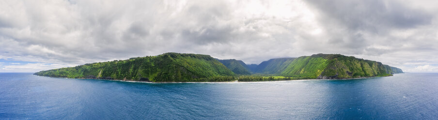 USA, Hawaii, Big Island, Waipio Valley - FOF10567