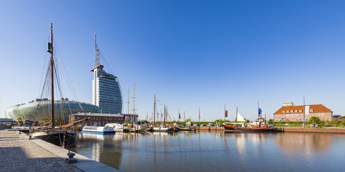 Deutschland, Bremen, Bremerhaven, Neuer Hafen, Klimahaus, Science Center, Atlantic Hotel Sail City - WDF05223