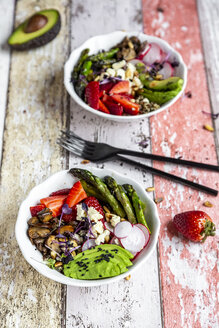 Veggie Bowl mit frischen Zutaten - SARF04223