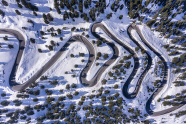 Österreich, Tirol, Kaunertal, Gletscherstraße im Winter, Luftaufnahme - STSF01894