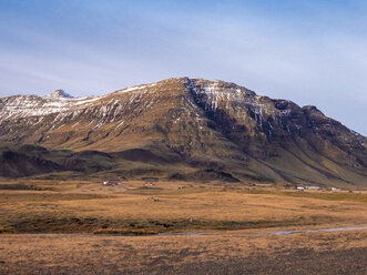 Iceland, Austurland, landscape with mountain on the way to Egilsstadir - TAMF01258