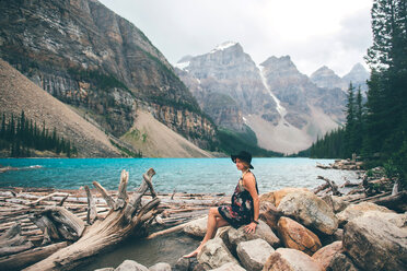 Woman enjoying view, Moraine Lake, Banff, Canada - ISF21097