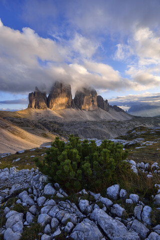 Italy, Sexten Dolomites, Tre Cime di Lavaredo, Nature Park Tre Cime, Unesco World Heritage Natural Site stock photo