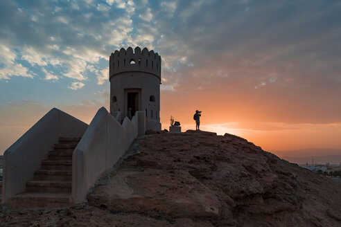 Wachturm der Burg Ayjah, Sur, Oman - WVF01279