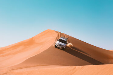 Sultanate Of Oman, Wahiba Sands, Dune bashing in an SUV - WVF01308