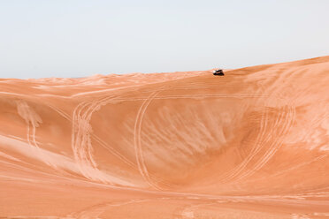Sultanat Oman, Wahiba Sands, Dünenfahrt im SUV - WVF01324