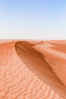 Sultanat Oman, Wahiba Sands, Dünen in der Wüste - WVF01343