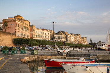 Italien, Sizilien, Ortygia, Syrakus, Hafen - MAMF00569