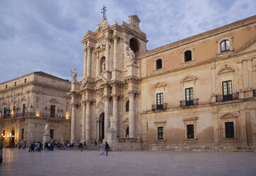 Italy, Sicily, Ortygia, Syracuse, cathedral of Syracuse, cathedral Santa Maria delle Colonne - MAMF00573