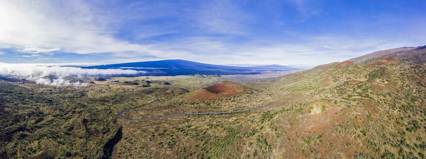 USA, Hawaii, Big Island, Blick über den Mauna Kea State Park - FOF10660