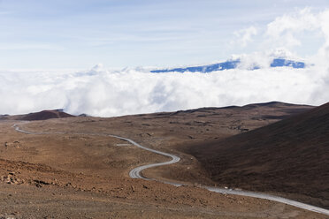 USA, Hawaii, Vulkan Mauna Kea, Mauna Kea Zugangsstraße zum Gipfel des Mauna Kea - FOF10675