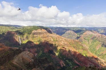 USA, Hawaii, Kauai, Waimea Canyon State Park, Blick über die Waimea-Schlucht - FOF10725