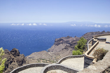 Spanien, Kanarische Inseln, La Gomera, Arure, Blick vom Aussichtspunkt Mirador Ermita del Santo - MAMF00626