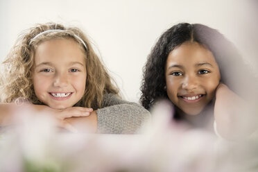 Portrait of smiling girls - BLEF02297