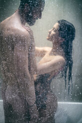 Naked hipster couple in shower - CUF50989