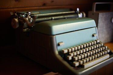 Typewriter - ISF21334