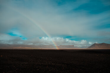 Rainbow over black beach, Sólheimasandur, Vík, Eyjafjardarsysla, Iceland - CUF51190