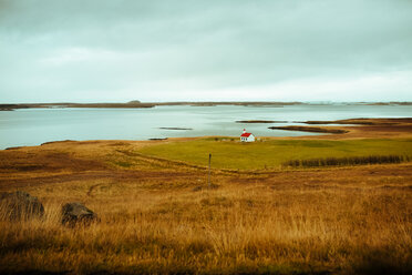 Herbstlandschaft, See im Hintergrund, Reykjavík, Gullbringusysla, Island - CUF51216