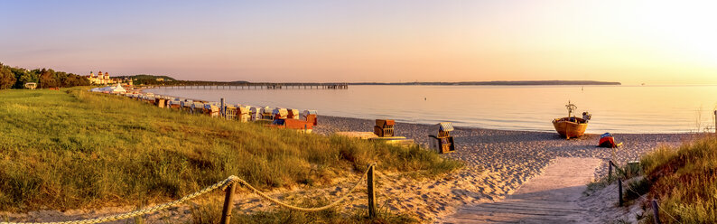Germany, Mecklenburg-Western Pomerania, Ruegen, Binz, beach at sunset - PUF01424