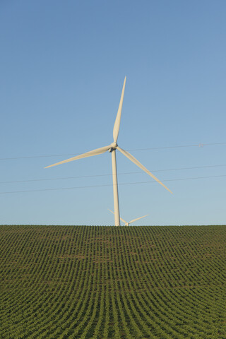 Spanien, Andalusien, Windkraftanlage, lizenzfreies Stockfoto