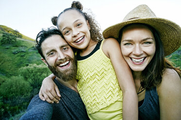 Family posing for selfie - BLEF03337