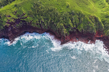 Blick über den Pazifischen Ozean und die West Maui Mountains, Honokohau Bay, Maui, Hawaii, USA - FOF10738